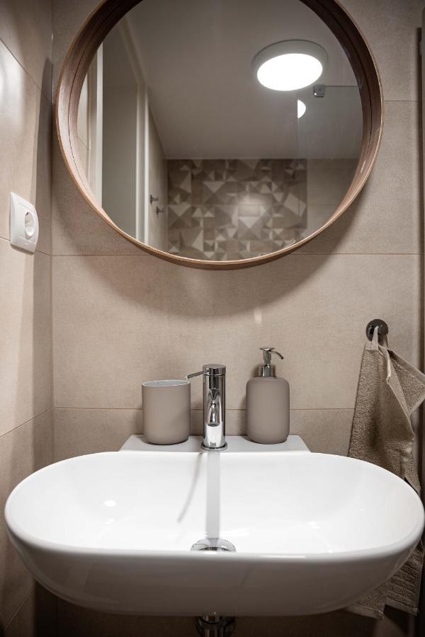 Ozone One Apartment Budapest Ngoại thất bức ảnh